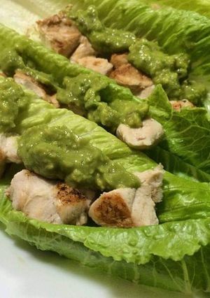 A picture of Lettuce Tacos.