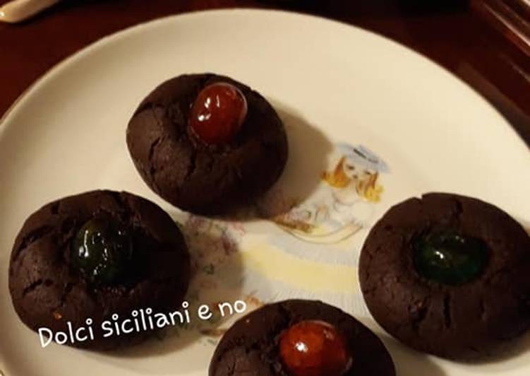 Biscotti semplici al cacao