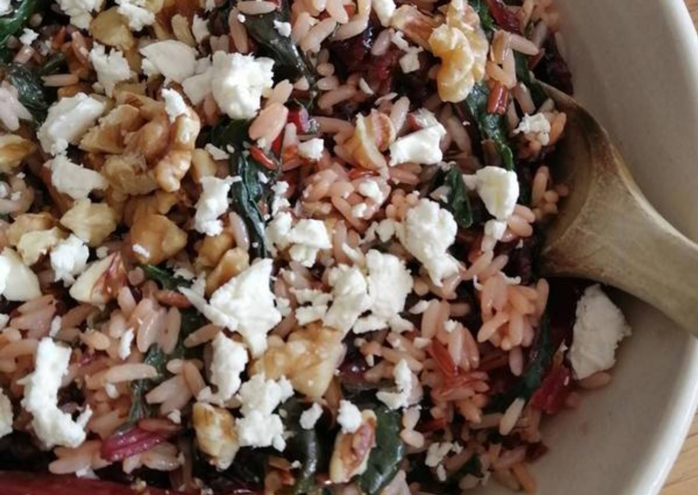 Arroz salvaje con acelgas