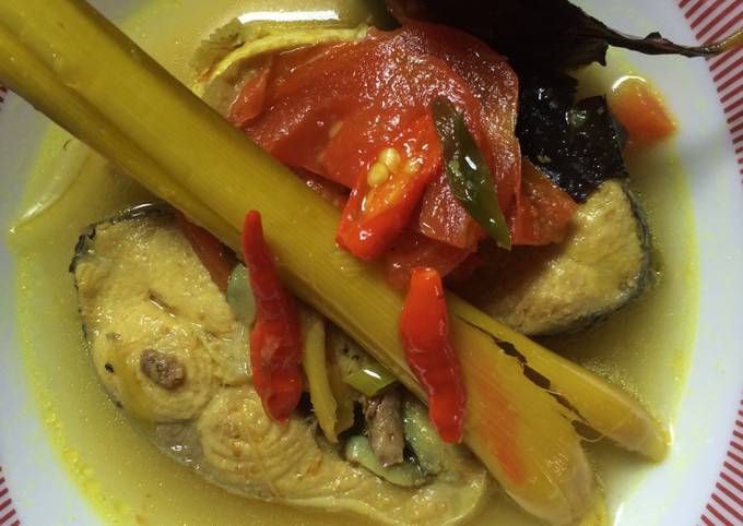 Resep Bandeng bumbu kuning Anti Gagal