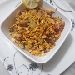 A picture of Mumbayia bhel.