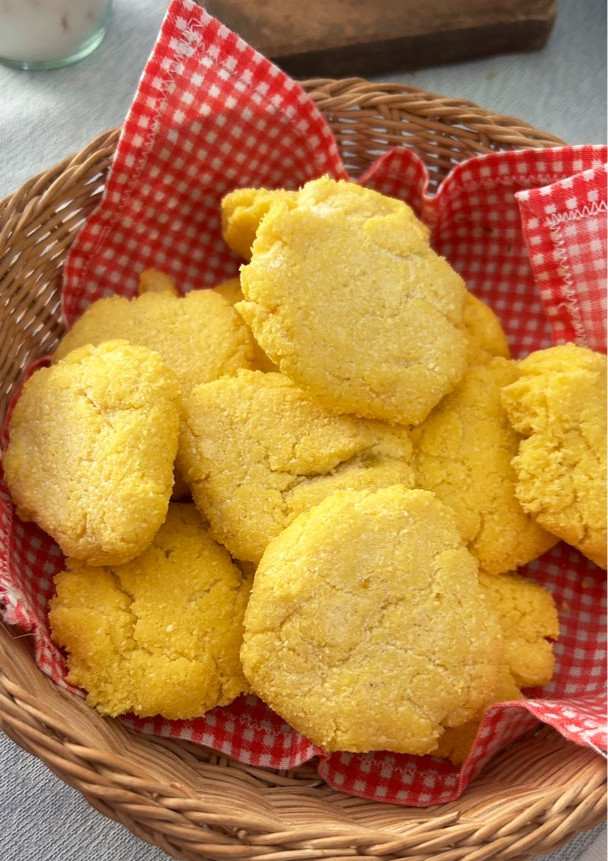 Una foto de Galletas de limón keto