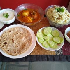 A picture of Egg korma.