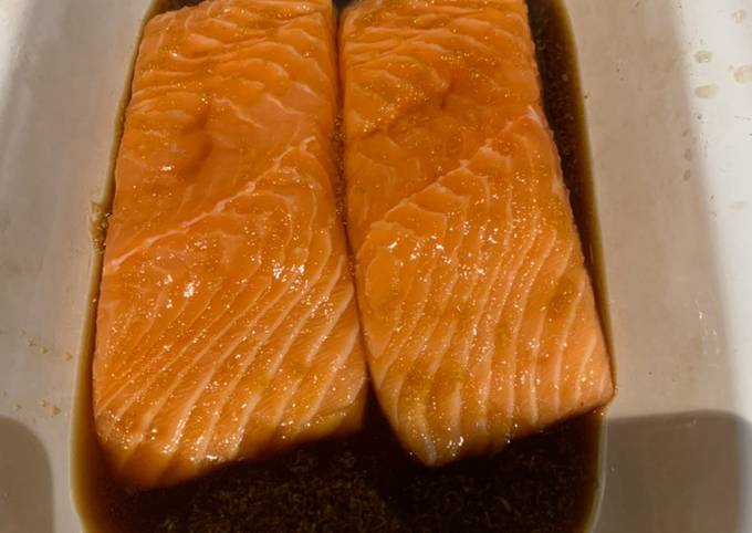 5 ingredient Salmon marinade