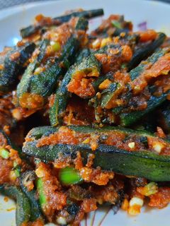 ભીંડી મસાલા (Bhindi masala recipe in Gujarati) રેસીપી મુખ્ય ફોટો