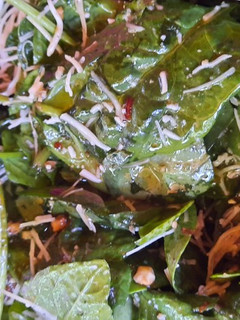 Una foto de Ensalada de espinacas