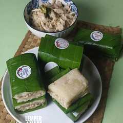 รูปของ Lemper Ayam