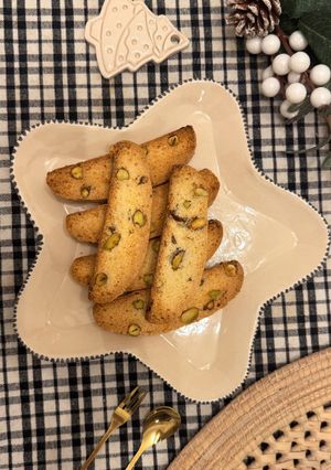 Una foto de Los mejores Biscottis de pistacho y limón sin gluten