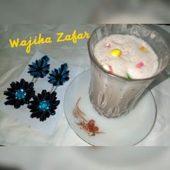 A picture of Fruity Pebbles Milk Shake.