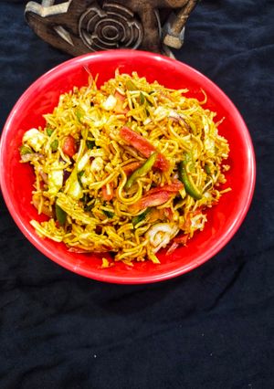 A picture of Chinese bhel.