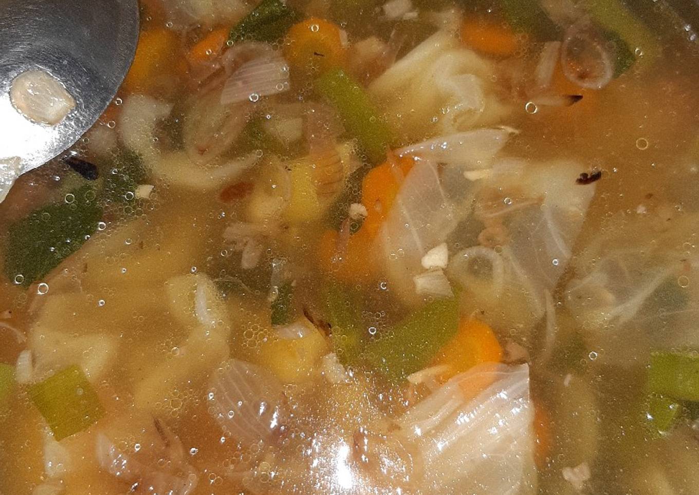 Sayur sop ayam sederhana