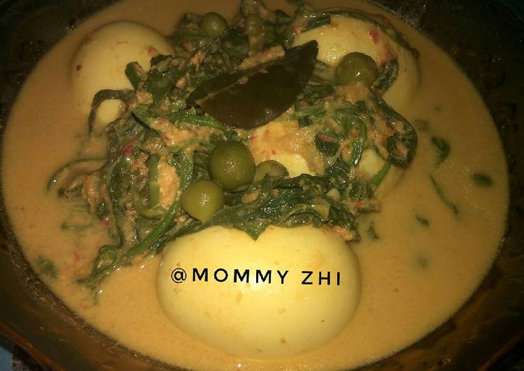 Resep Gulai Telur feat daun singkong yang Bikin Ngiler