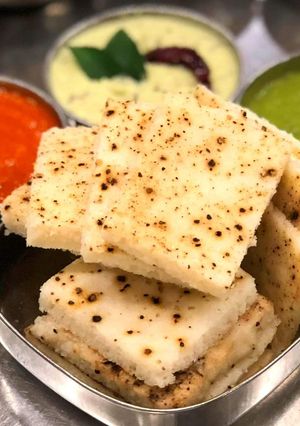 A picture of Semolina Potato Snacks (Dhokla) 😋.