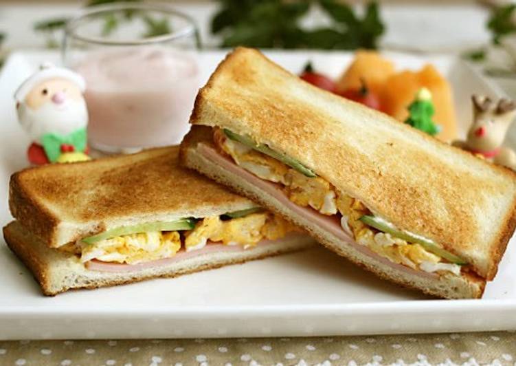 Simple Way to Make Speedy Ham, Egg &amp; Cucumber Sandwich