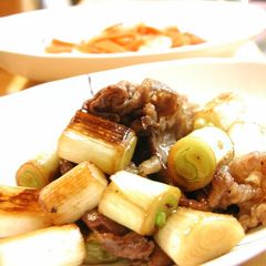 Beef and Green Onions A picture of Beef and Green Onions.