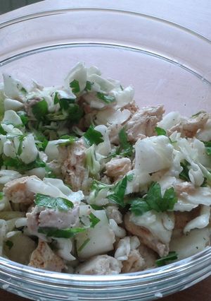 A picture of Tory's diet Cabbage with chicken.