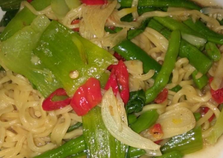 Cara Membuat Tumis Mie Sayuran, Bikin Ngiler