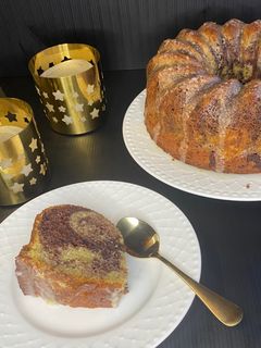 Una foto de Bundt Cake de Limón y Jengibre Marmolado