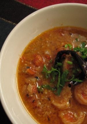 A picture of Indian Prawn Curry: Bombay-style.