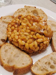 Una foto de Mongetes de Santa Pau amb tripa de bacallà