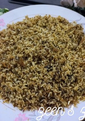 A picture of Curry Leaves Rice.