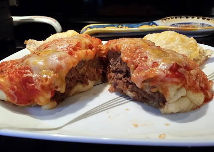 Steps to Make Homemade Mojo&#39;s PizzaBurger