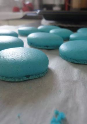 A picture of Easy French Macarons.