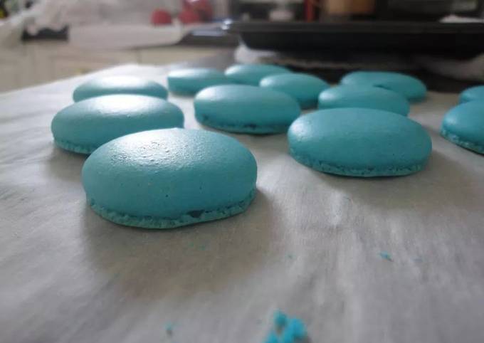 Easy French Macarons