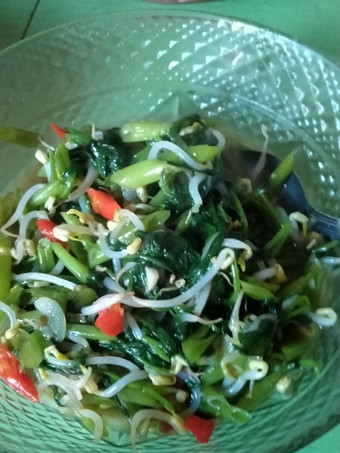 Resep Tumis kangkung tauge Anti Gagal
