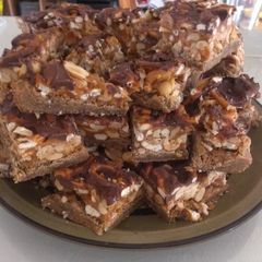 A picture of Salty Carmel Peanut & Pretzel Bars.