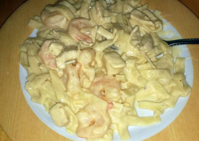 How to Make Favorite Chicken and shrimp Alfredo