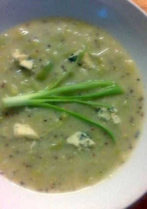A picture of Sig's. Leek and Blue Cheese soup.