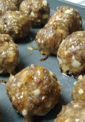 A picture of Bucci's Meatballs.