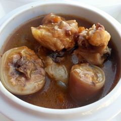 A picture of Pork Tail In Oxtail Soup / All In A Pot.