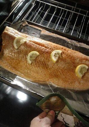 A picture of Lemon Baked Salmon.