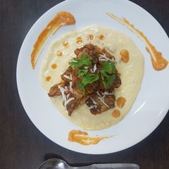 A picture of Chicken Teriyaki with garlic and cream sauce.