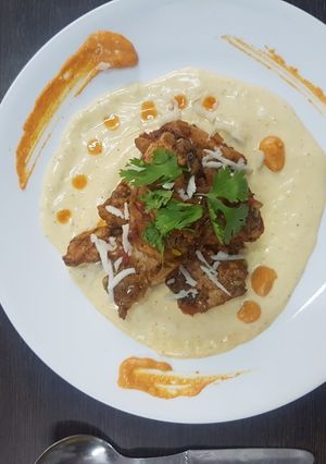 A picture of Chicken Teriyaki with garlic and cream sauce.