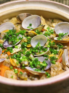 A picture of Steamed Clams and Rice.