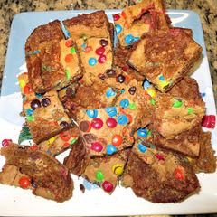 A picture of Ooey Gooey Bars.