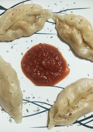 A picture of Paneer Momos.
