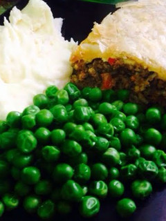 A picture of Cheeseburger Meat Pie.