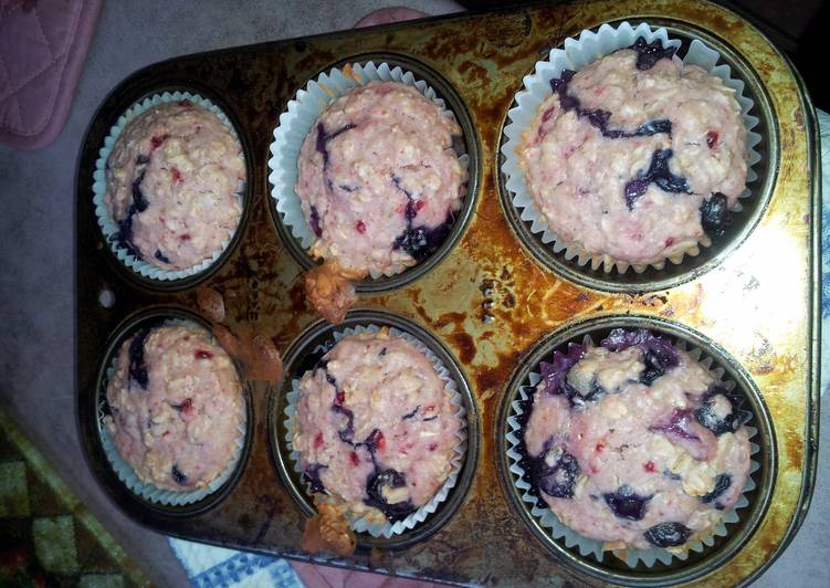 Recipe of Speedy Oatmeal blueberry muffins