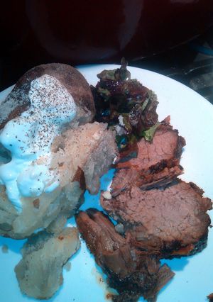 A picture of hubby's tri tip. ( Dutch oven style).