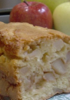 A picture of Quick, Easy, Delicious Apple Pound Cake.
