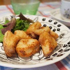 A picture of Crispy Fried Chicken Breast Karaage.