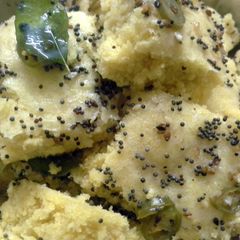 A picture of Khaman dhokla.