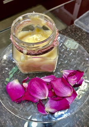 कन्डेन्स्ड मिल्क (condensed milk recipe in Hindi) रेसिपी मुख्य फोटो