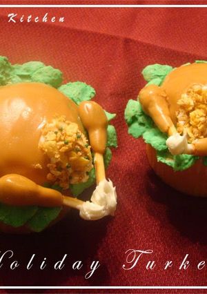 A picture of Roasted Turkey Cupcakes.