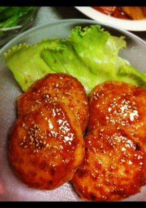 A picture of Chicken Tsukune Dumplings with Firm Tofu.