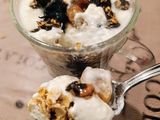 Aszalt gyümölcsös joghurt pirított mézes magvakkal